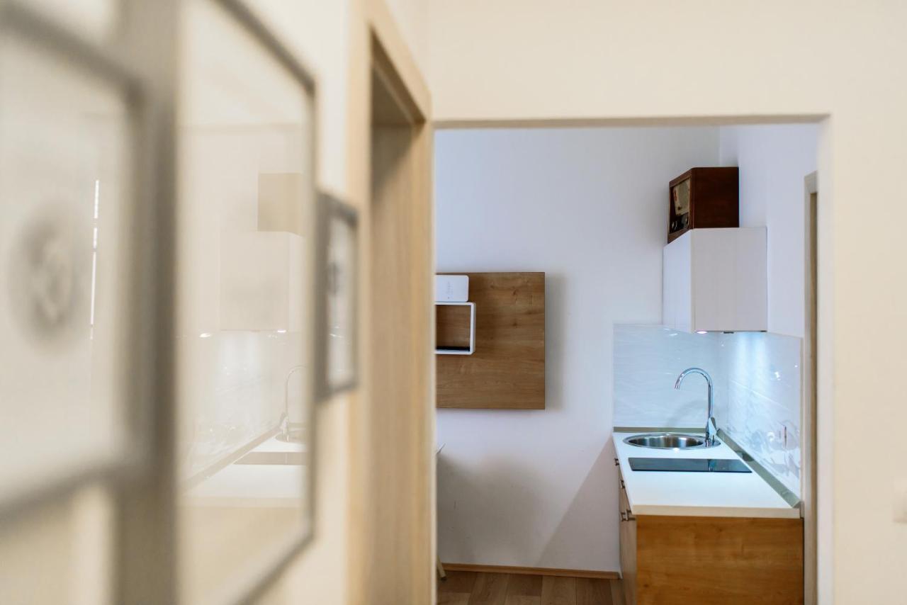 Street Buzz Old Town By Duhomes Apartman
