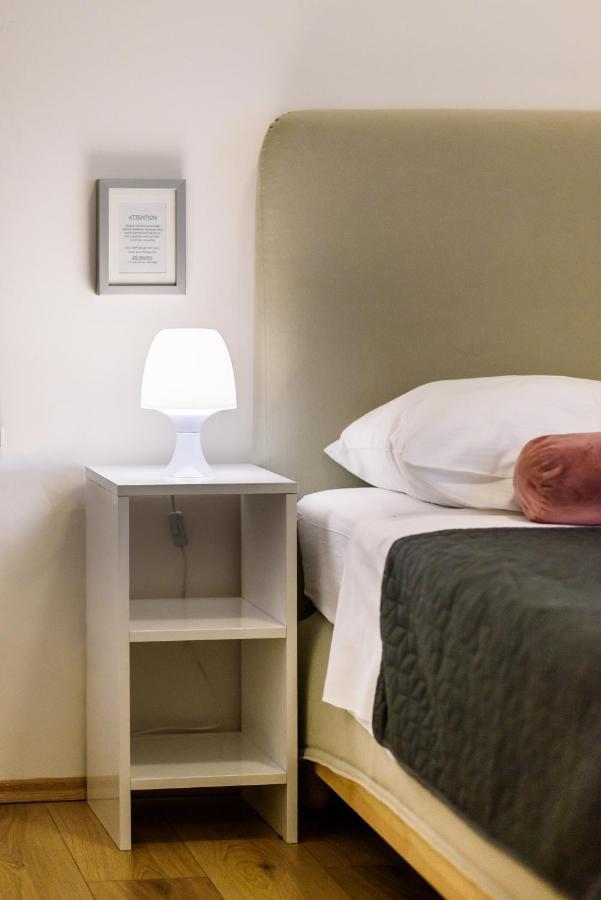 Apartman Street Buzz Old Town By Duhomes